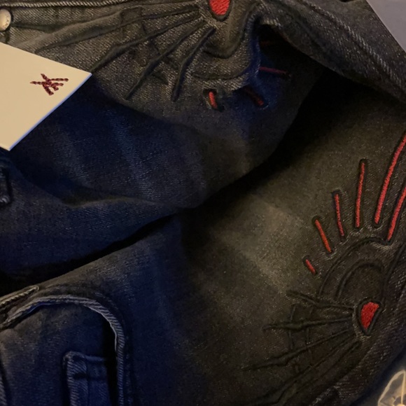 Miss Me 💋 Vintage style Moto Skinny Jeans 🔥 NWT sz 24 ❤️‍🔥 GORGEOUS DETAILS - Picture 16 of 16